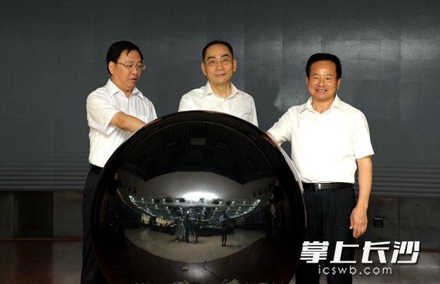 老子有钱lzyq88(中国)有限公司